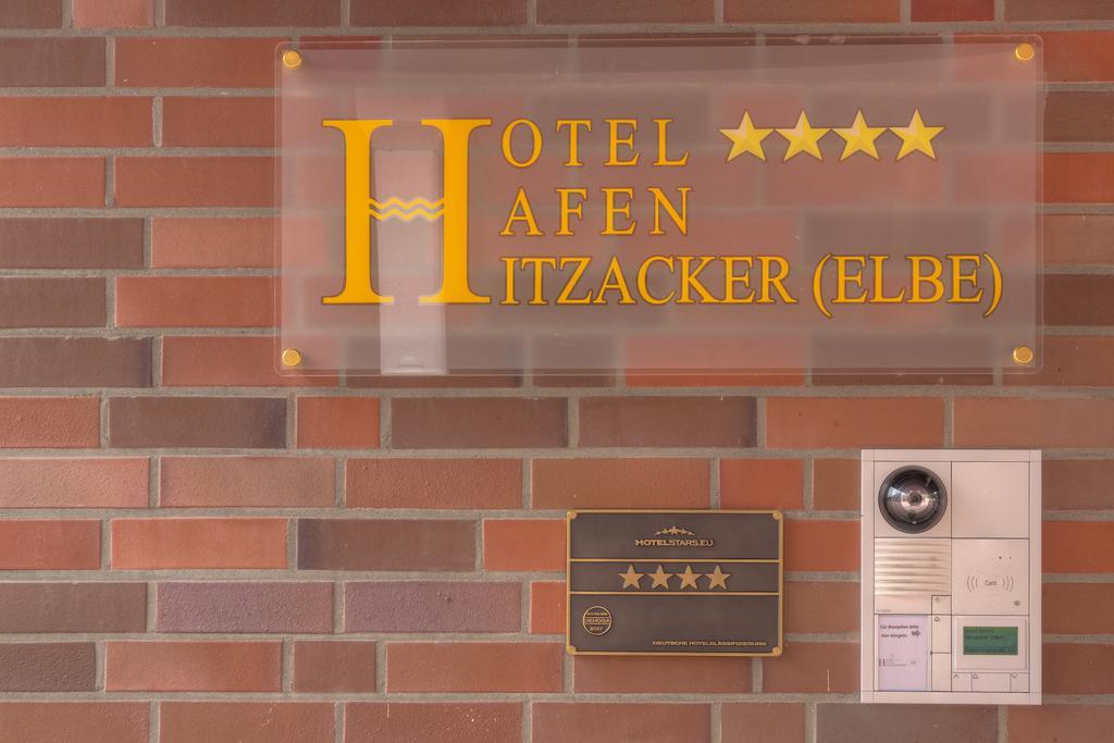 Hotel Hafen Hitzacker - Elbe Экстерьер фото